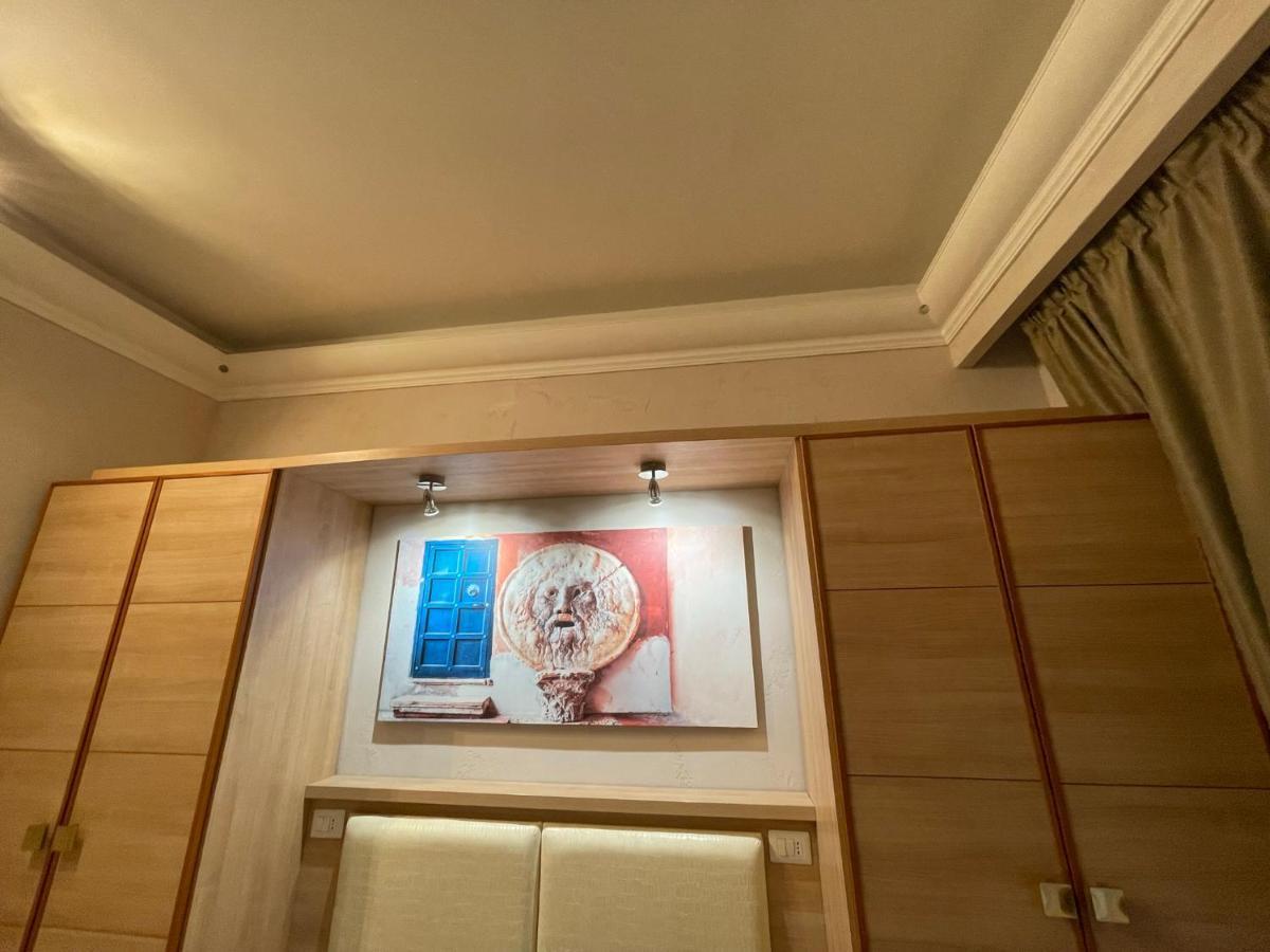Spqr Suite Rome Exterior photo